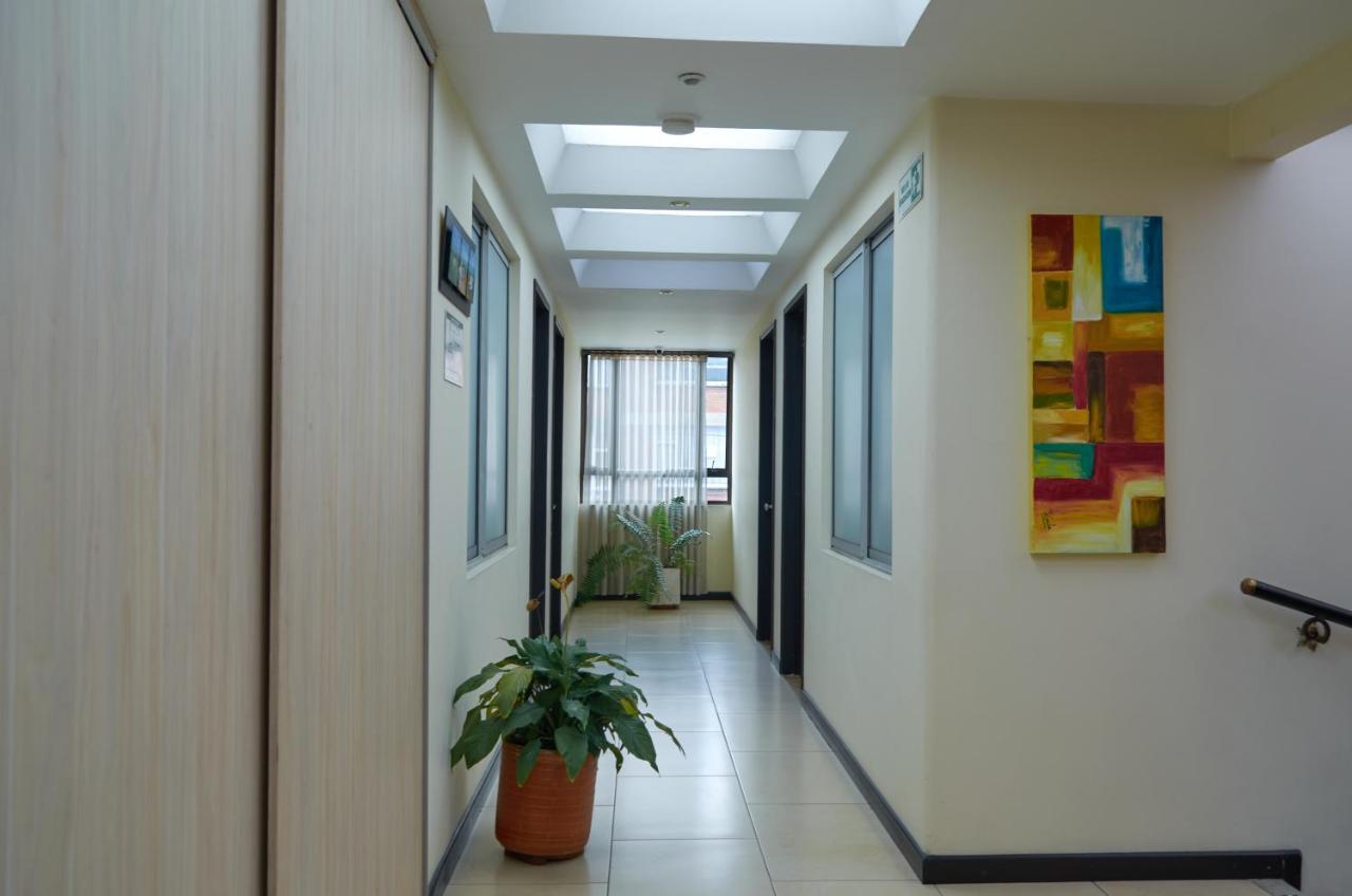 Hotel Alojate In Bogota Bagian luar foto